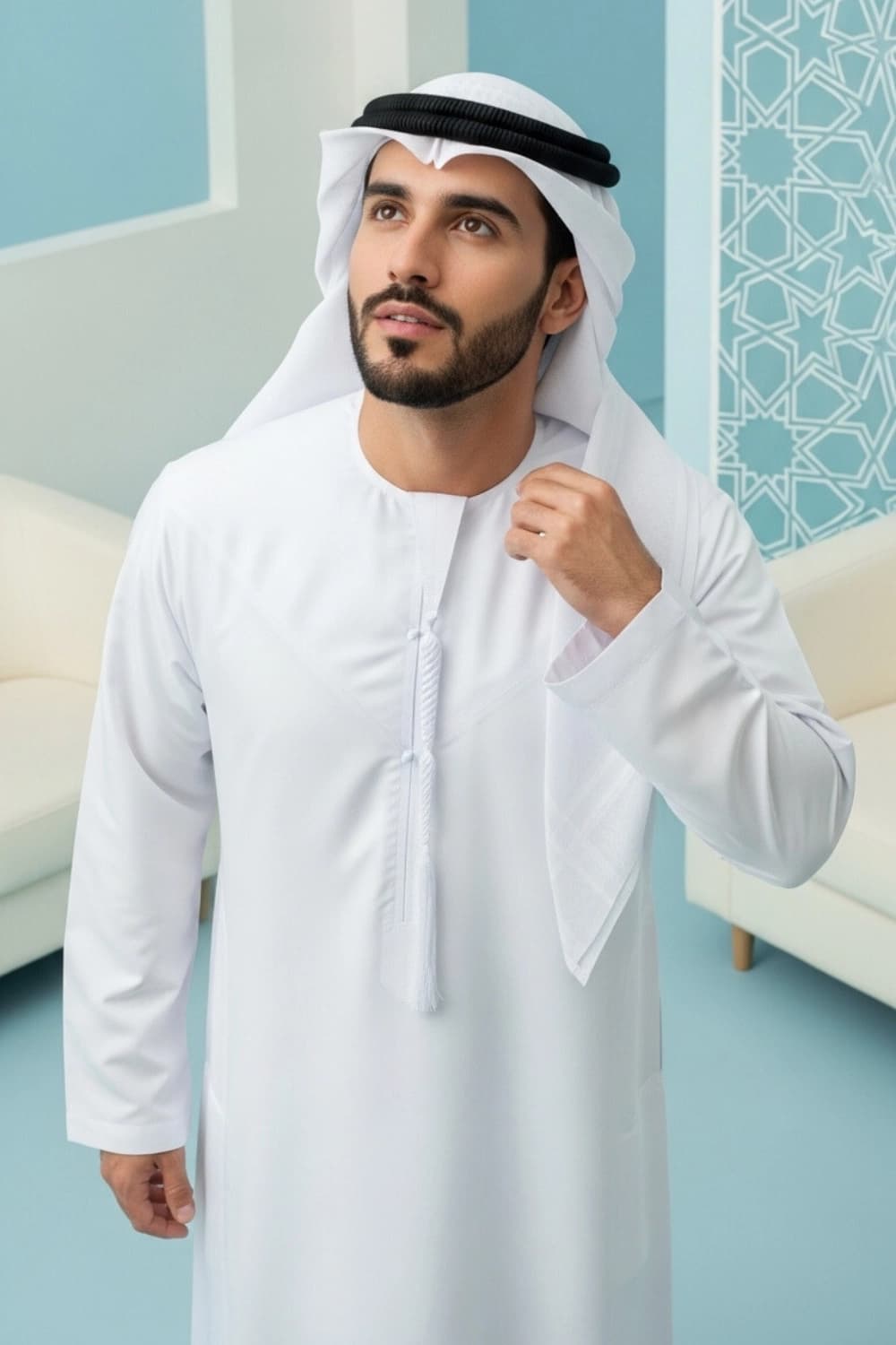 كندورة إماراتية بيضاء | من شباب اليولة بقماش ياباني فاخر - الإصدار الأول - 2