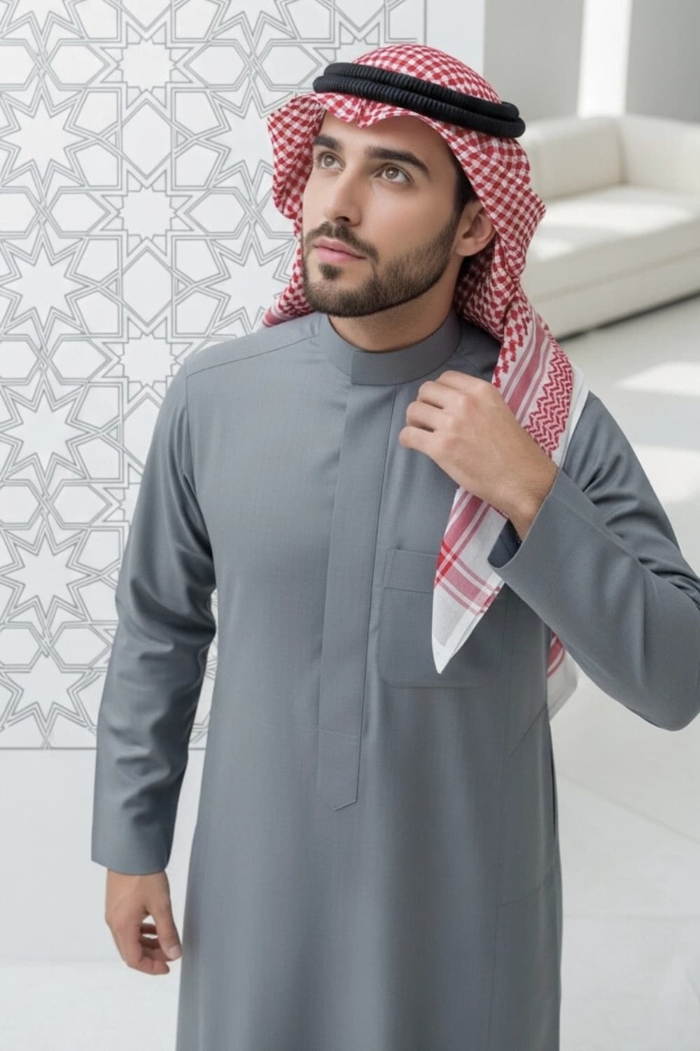 ثوب رمادي | ارتدي الأناقة مع شباب اليولة - إصدار ستيلا - 3